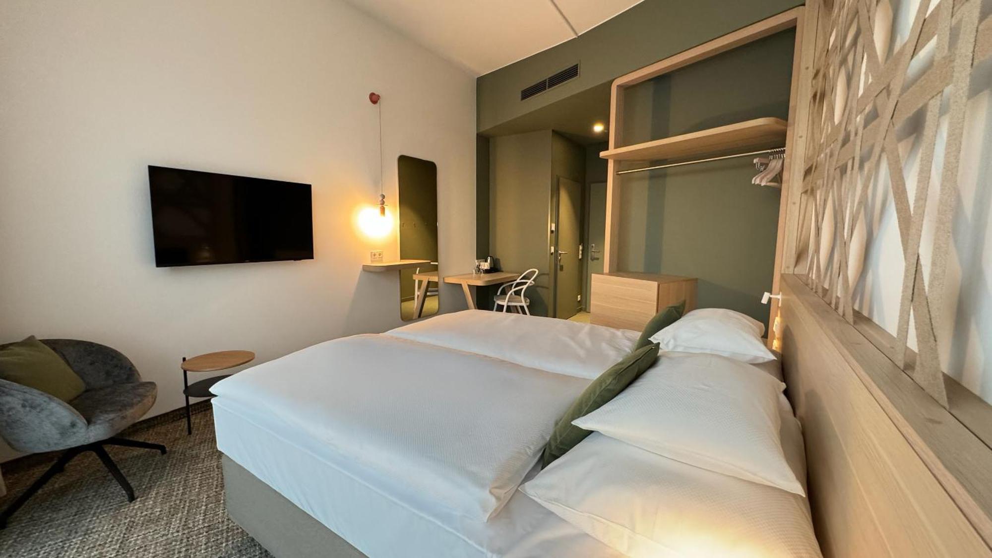 Hotel Arcotel Aq 4*