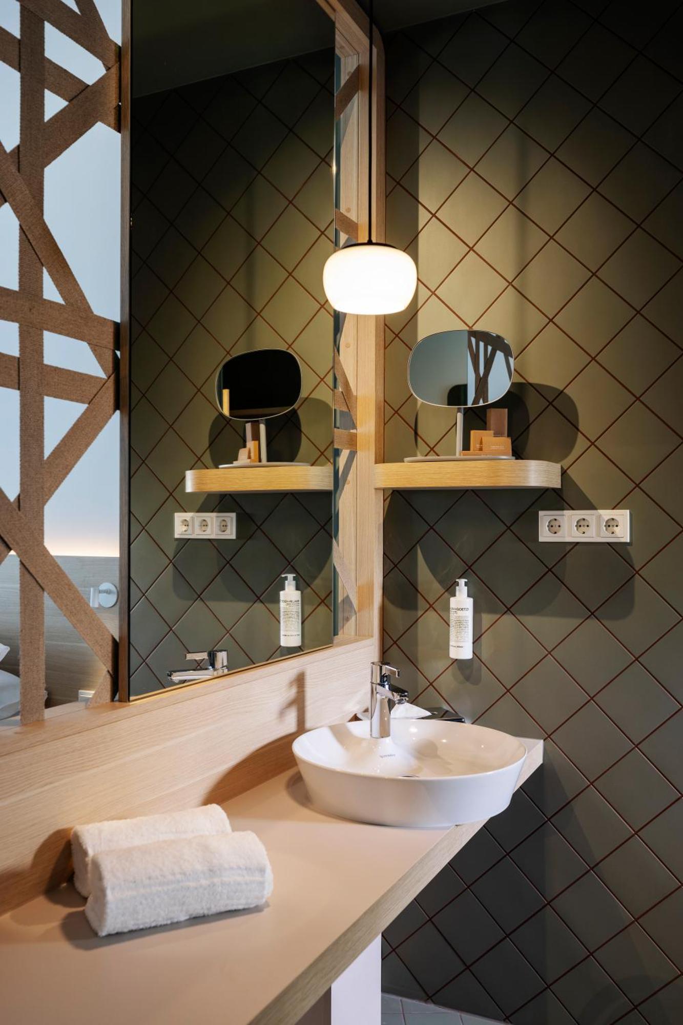 Hotel Arcotel Aq Vienne